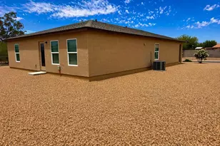 10574 W Catalina Dr, Arizona City, AZ 85123 - Photo 18