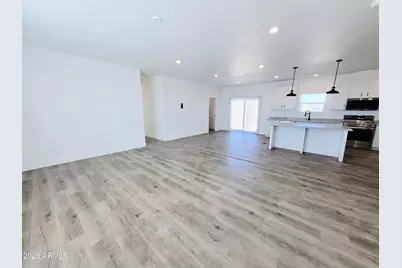 33016 W Cambridge Avenue, Tonopah, AZ 85354 - Photo 10