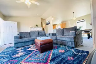 70 E Orchid Dr, Williams, AZ 86046 - Photo 4