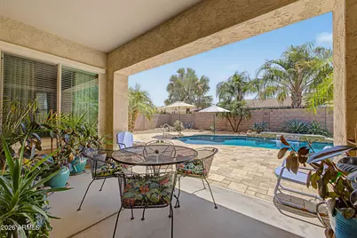 18471 W Paradise Lane, Surprise, AZ 85388 - Photo 40