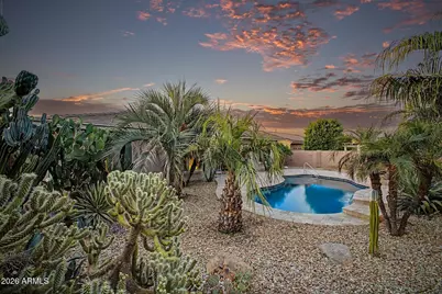 18471 W Paradise Lane, Surprise, AZ 85388 - Photo 4