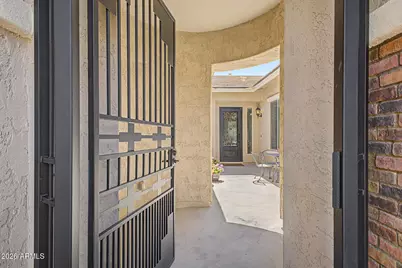 18471 W Paradise Lane, Surprise, AZ 85388 - Photo 10