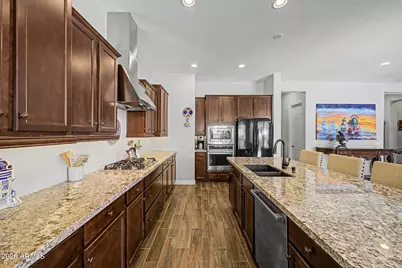 18471 W Paradise Lane, Surprise, AZ 85388 - Photo 20