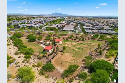 2150 N Marketside Avenue, Buckeye, AZ 85396 - Photo 38