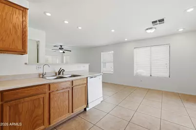 43708 W Bedford Drive, Maricopa, AZ 85138 - Photo 16