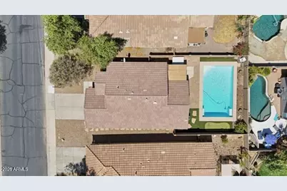 43708 W Bedford Drive, Maricopa, AZ 85138 - Photo 2