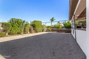 9246 W Molly Ln, Peoria, AZ 85383 - Photo 30