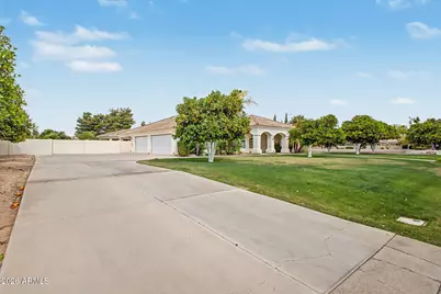 2266 N Lemon Street, Mesa, AZ 85215 - Photo 6