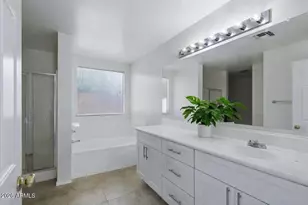 2933 W Maldonado Rd, Phoenix, AZ 85041 - Photo 14
