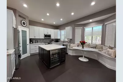 4831 E Robin Lane, Phoenix, AZ 85054 - Photo 2