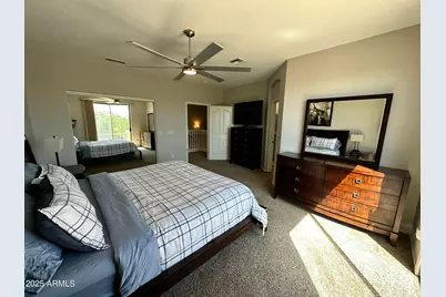 4831 E Robin Lane, Phoenix, AZ 85054 - Photo 8