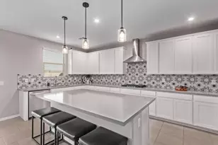 19210 W Solano Dr, Litchfield Park, AZ 85340 - Photo 10