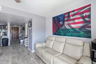 122 S Hardy Dr, Tempe, AZ 85281 - Photo 8