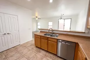 5865 E Holmes Ave, Mesa, AZ 85206 - Photo 12