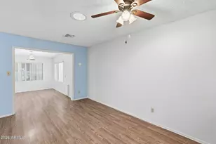 8126 E Dahlia Dr, Mesa, AZ 85208 - Photo 10