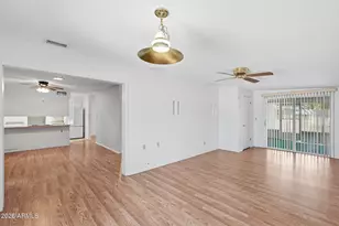 8126 E Dahlia Dr, Mesa, AZ 85208 - Photo 12