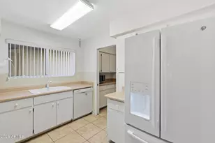 8126 E Dahlia Dr, Mesa, AZ 85208 - Photo 6