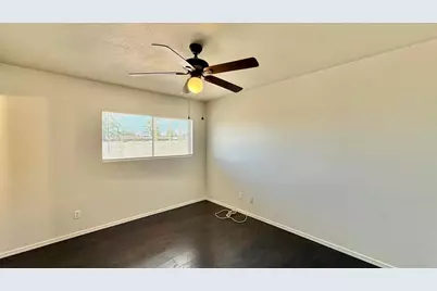 12602 N 21st Avenue, Phoenix, AZ 85029 - Photo 14