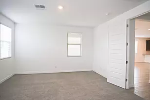 2250 E Kelly Dr, Gilbert, AZ 85298 - Photo 26