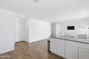15610 S Moon Valley Rd, Arizona City, AZ 85123 - Photo 16