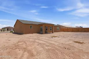 15610 S Moon Valley Rd, Arizona City, AZ 85123 - Photo 34