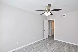 645 N Arrowhead Dr, Chandler, AZ 85224 - Photo 10