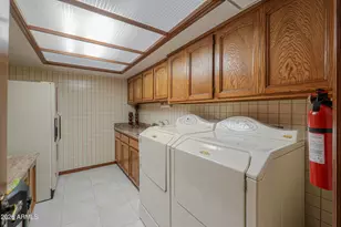 2115 E Woodman Dr, Tempe, AZ 85283 - Photo 52