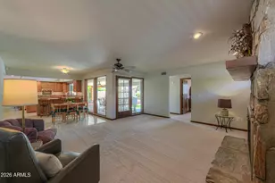 2115 E Woodman Dr, Tempe, AZ 85283 - Photo 18