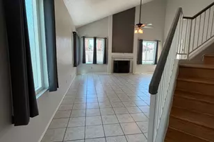 4517 E Silverwood Dr, Phoenix, AZ 85048 - Photo 4
