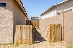 11045 W Augusta Ave, Glendale, AZ 85307 - Photo 36