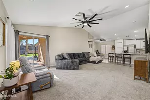 23528 N El Frio Ct, Sun City, AZ 85373 - Photo 4