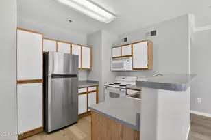 2134 E Broadway Rd, Tempe, AZ 85282 - Photo 10