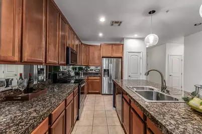 10655 N 9th Street #113, Phoenix, AZ 85020 - Photo 16