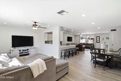 1934 W Kristal Way, Phoenix, AZ 85027 - Photo 12