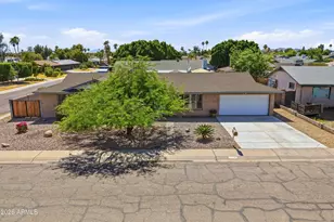 1934 W Kristal Way, Phoenix, AZ 85027 - Photo 4