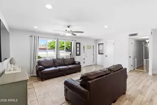 1934 W Kristal Way, Phoenix, AZ 85027 - Photo 4