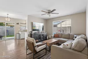 3133 W Runion Dr, Phoenix, AZ 85027 - Photo 4