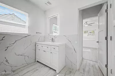 532 E Cheery Lynn Road, Phoenix, AZ 85012 - Photo 22