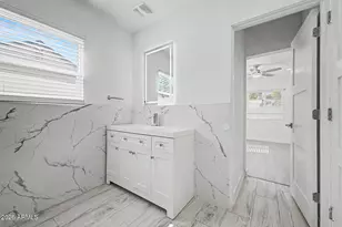 532 E Cheery Lynn Rd, Phoenix, AZ 85012 - Photo 22