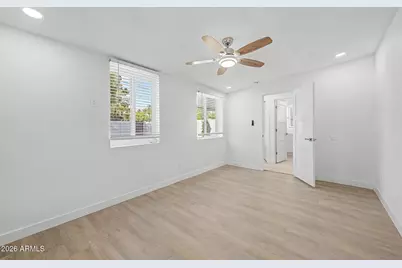 532 E Cheery Lynn Road, Phoenix, AZ 85012 - Photo 32