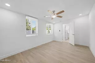 532 E Cheery Lynn Rd, Phoenix, AZ 85012 - Photo 32