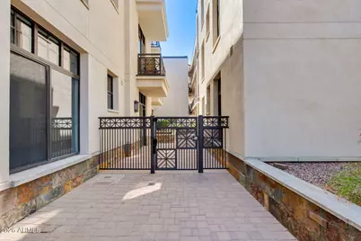 8 E Biltmore Estate #114, Phoenix, AZ 85016 - Photo 4