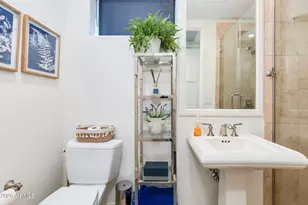 8 E Biltmore Estate, Phoenix, AZ 85016 - Photo 32