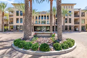 8 E Biltmore Estate, Phoenix, AZ 85016 - Photo 2