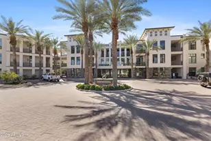 8 E Biltmore Estate, Phoenix, AZ 85016 - Photo 1