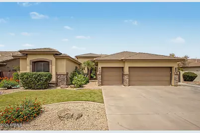 6720 S Crestview Drive, Gilbert, AZ 85298 - Photo 2