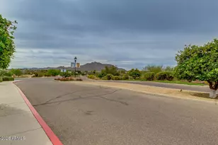 6720 S Crestview Dr, Gilbert, AZ 85298 - Photo 24