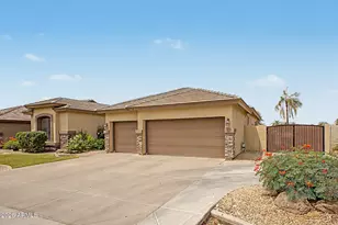 6720 S Crestview Dr, Gilbert, AZ 85298 - Photo 2