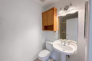 1519 E Desert Ln, Phoenix, AZ 85042 - Photo 14