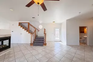 1519 E Desert Ln, Phoenix, AZ 85042 - Photo 8